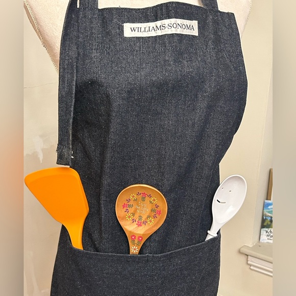 Williams Sonoma Denim Apron - Picture 3 of 7